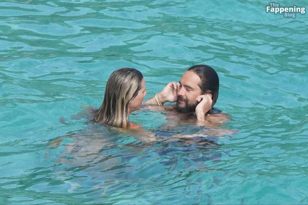 Heidi Klum Enjoys a Blissful Beach Getaway in St. Barts with Her Boyfriend (66 Nude Photos) - #22