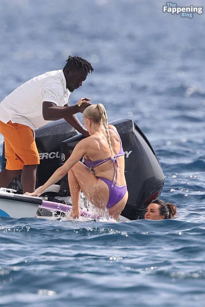 Kyle Richards, Erika Jayne & Dorit Kemsley Enjoy Their Ocean Swim in St Lucia (92 Photos) - #9