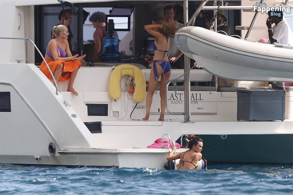 Kyle Richards, Erika Jayne & Dorit Kemsley Enjoy Their Ocean Swim in St Lucia (92 Photos) - #12