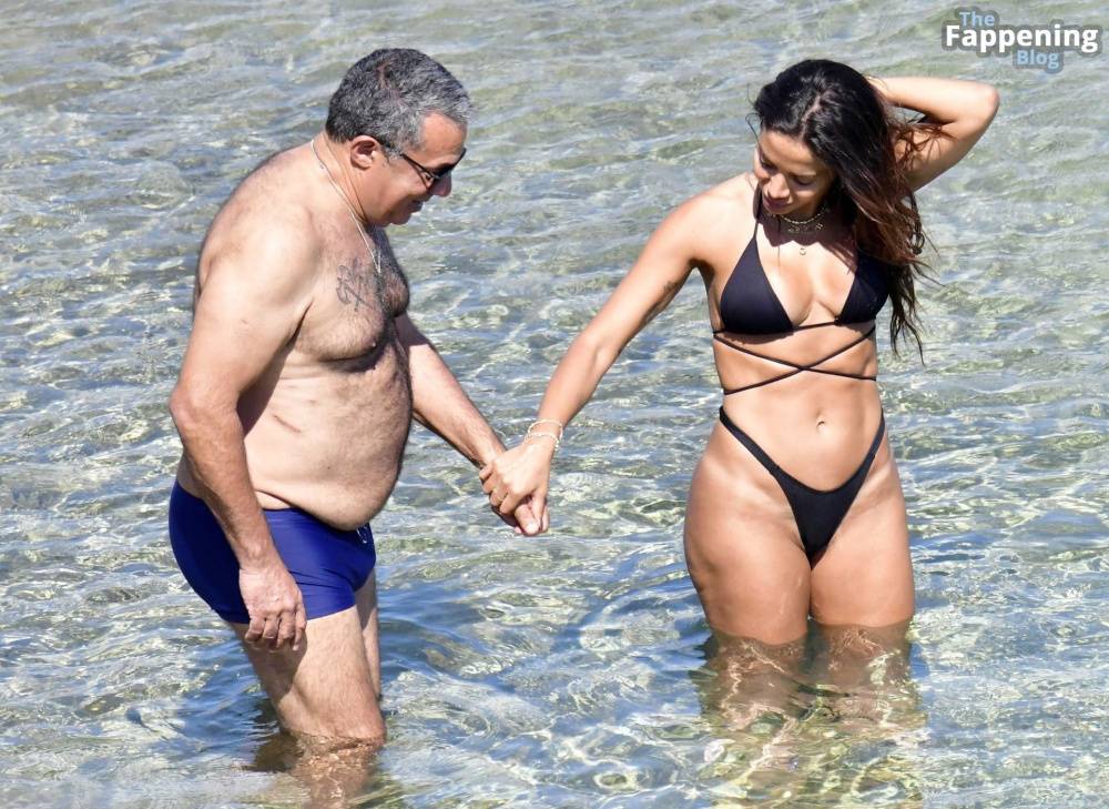 Anitta Enjoys the Hot Summer Sun as She Raised a Few Temperatures Out in Mykonos Island (69 Photos) - #6