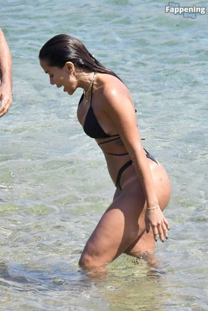 Anitta Enjoys the Hot Summer Sun as She Raised a Few Temperatures Out in Mykonos Island (69 Photos) - #16