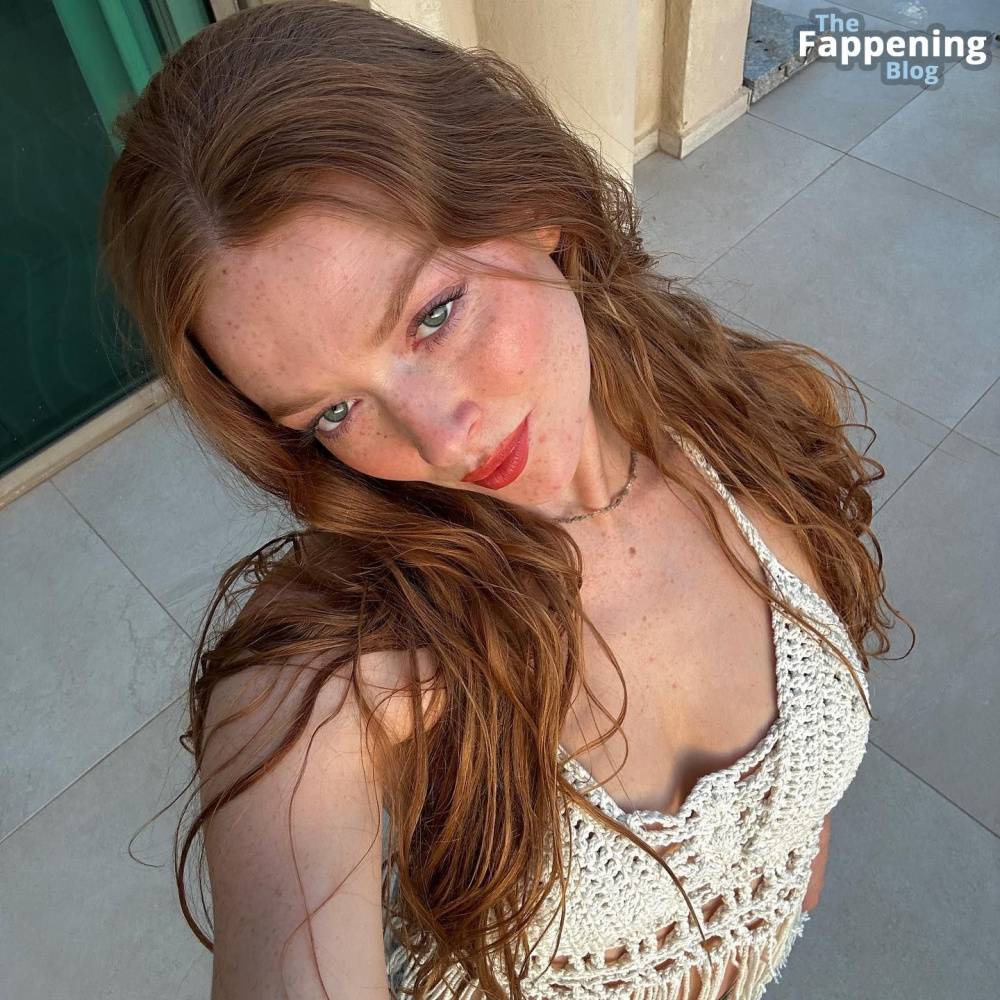 Larsen Thompson Sexy (12 Photos) - #11