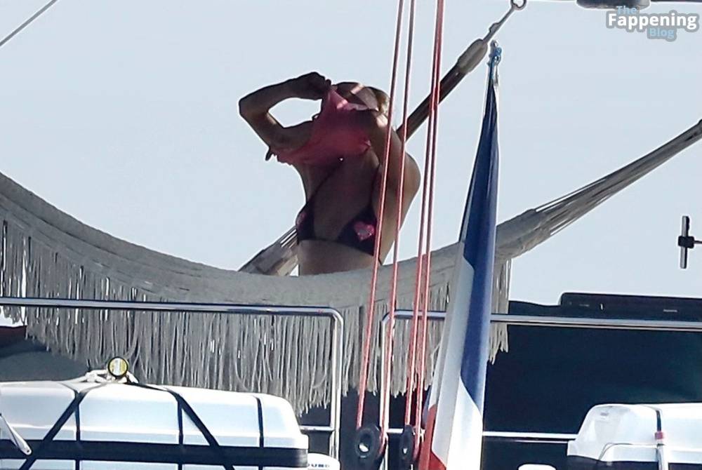 Paris Hilton Enjoys a Summer Break on a Luxury Yacht in Saint Tropez (53 Photos) - #14