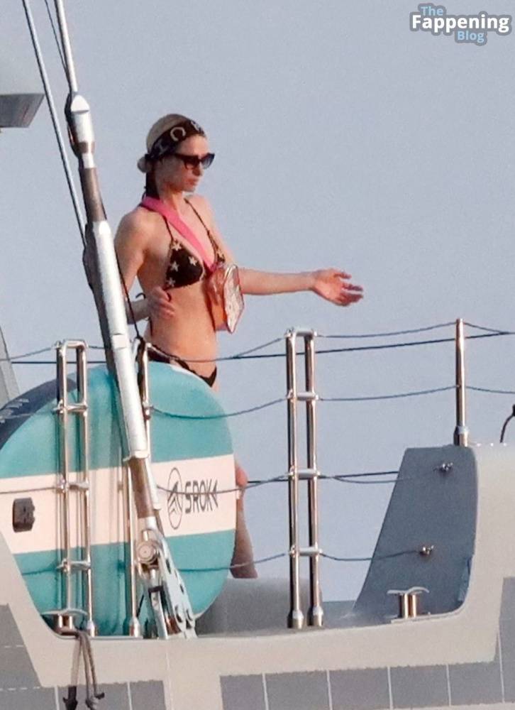 Paris Hilton Enjoys a Summer Break on a Luxury Yacht in Saint Tropez (53 Photos) - #4