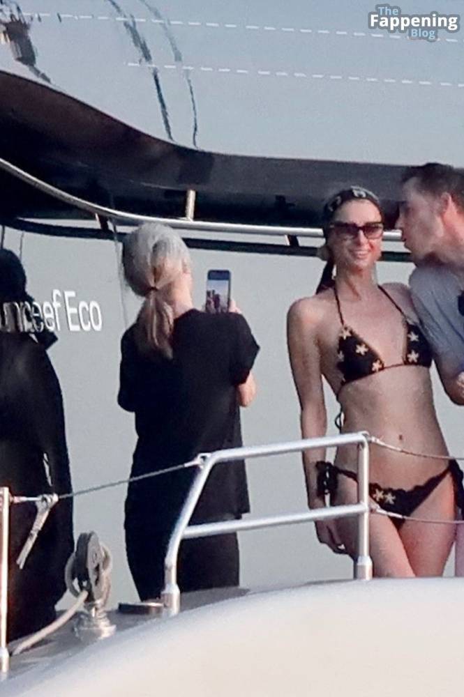 Paris Hilton Enjoys a Summer Break on a Luxury Yacht in Saint Tropez (53 Photos) - #25