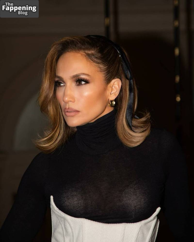 Jennifer Lopez Sexy (11 Hot Photos) - #10