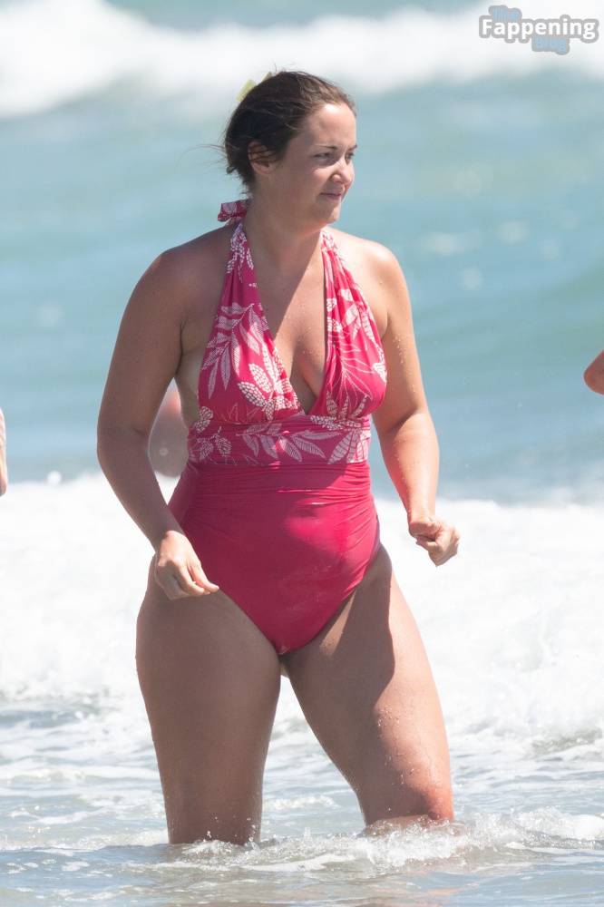 Jacqueline Jossa Has Fun in the Sun on the Beach in Spain (92 Photos) - #4