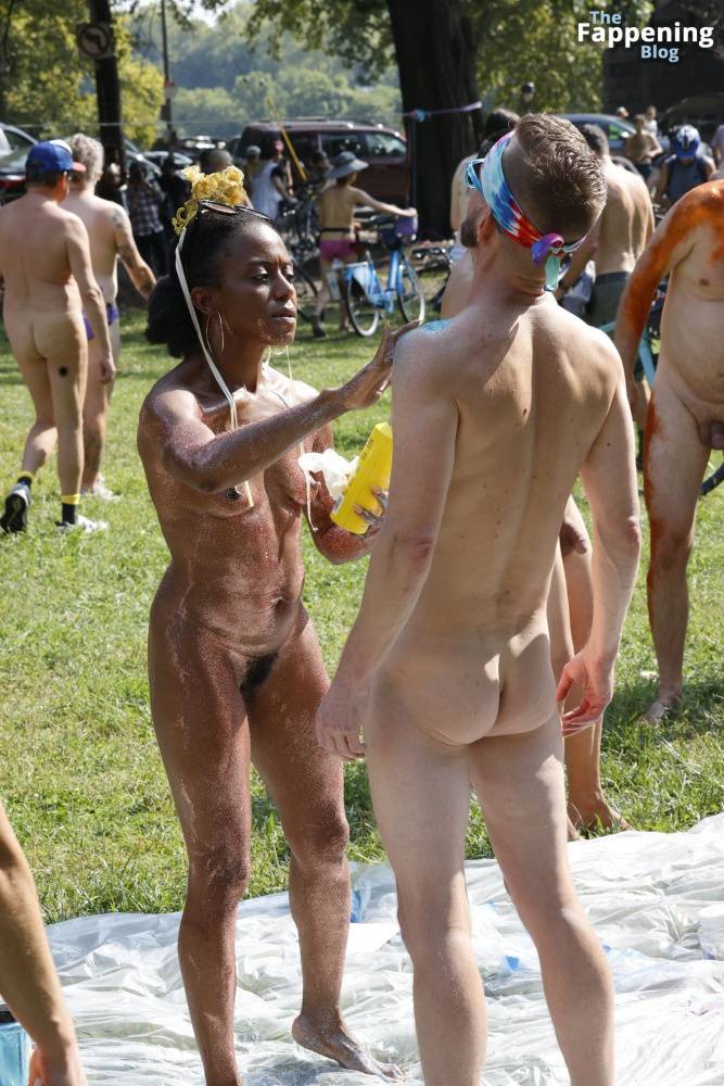 Philadelphia Naked By Race Event Near Kelly Drive (80 Photos) - #16