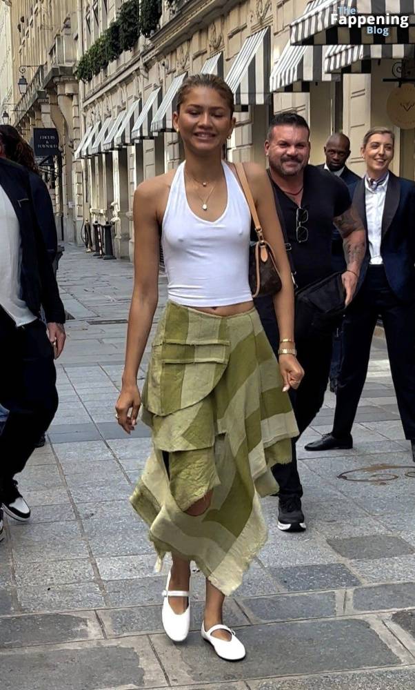 Zendaya Goes Bralessin Paris (30 Photos) - #28