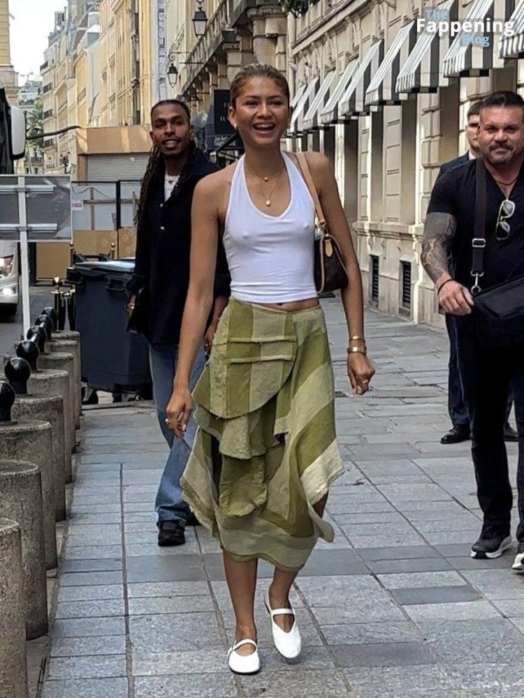 Zendaya Goes Bralessin Paris (30 Photos) - #26