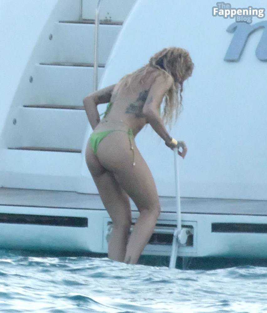 Rita Ora Displays Her Sexy Tits & Butt in a Green Bikini (65 Photos) - #29