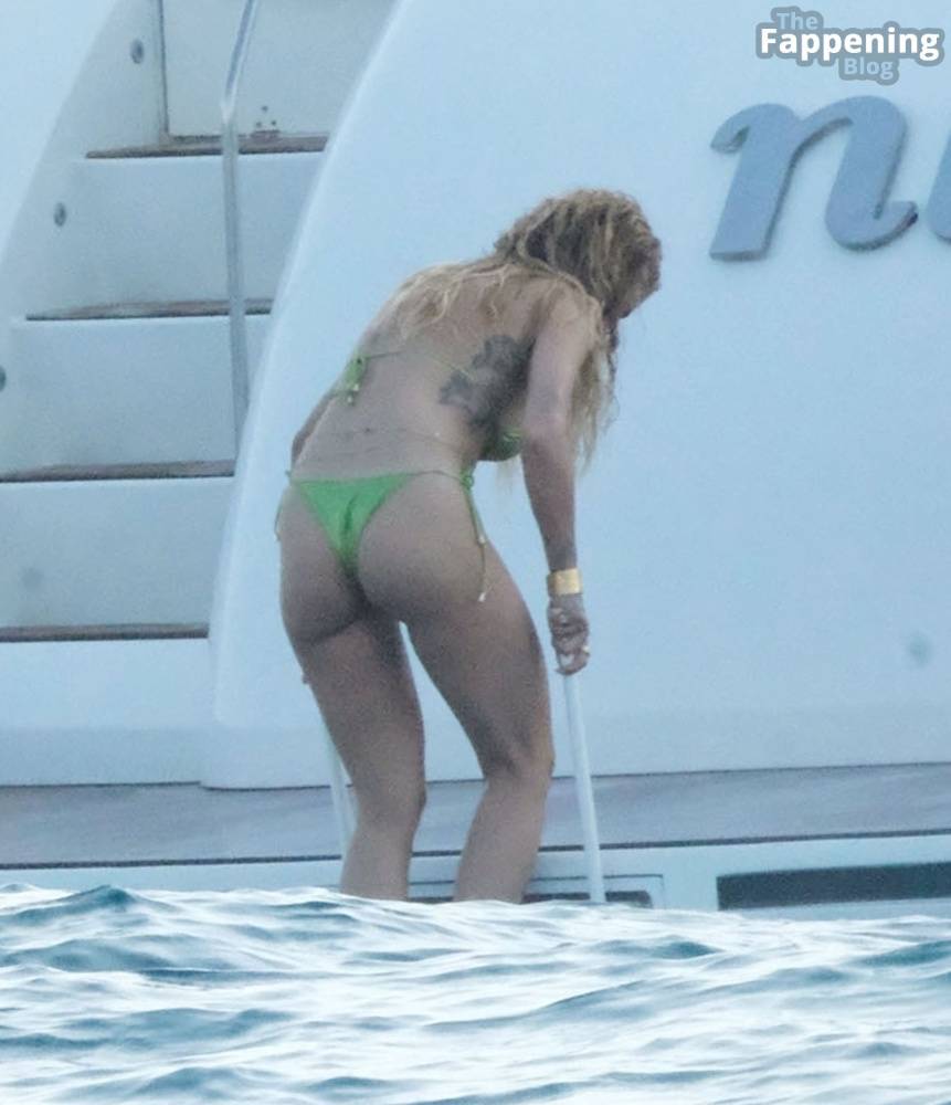 Rita Ora Displays Her Sexy Tits & Butt in a Green Bikini (65 Photos) - #30