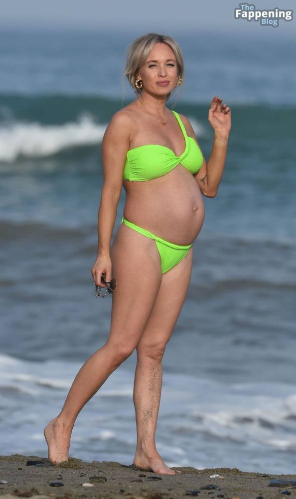 Jorgie Porter Shows Off Her Baby Bump Out on the Beach During Her Holiday in Spain (36 Photos) - #17