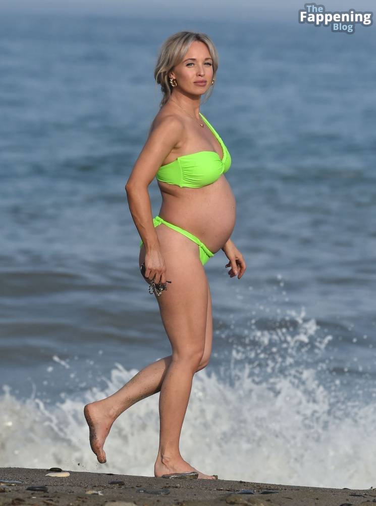 Jorgie Porter Shows Off Her Baby Bump Out on the Beach During Her Holiday in Spain (36 Photos) - #20