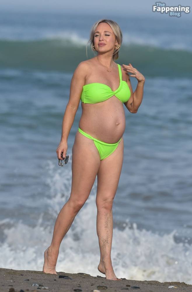 Jorgie Porter Shows Off Her Baby Bump Out on the Beach During Her Holiday in Spain (36 Photos) - #11