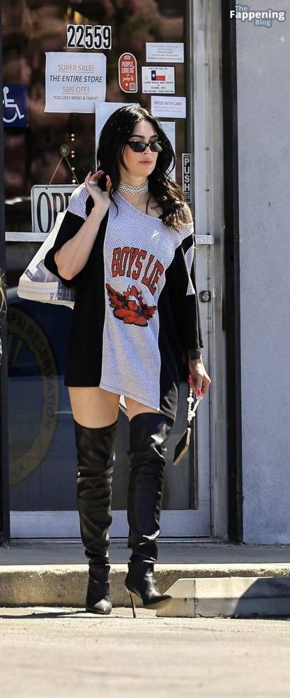 Megan Fox Risks an Almost Wardrobe Malfunction in LA (76 Photos) - #22