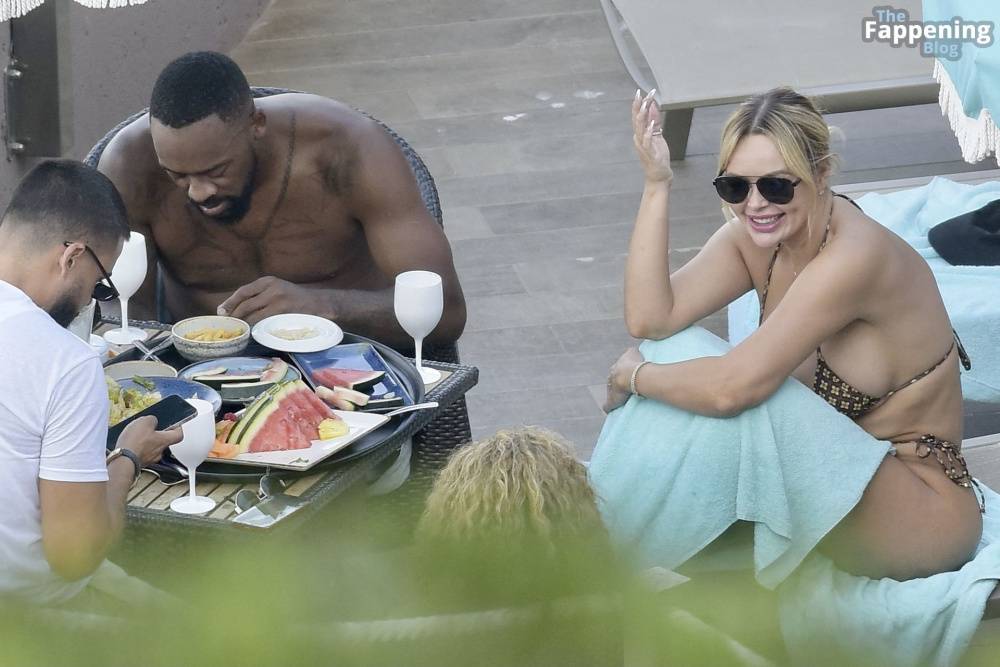 Ashley Stevenson Relaxes with Marcus Jordan in the South of France (25 Photos) | Photo: 780082