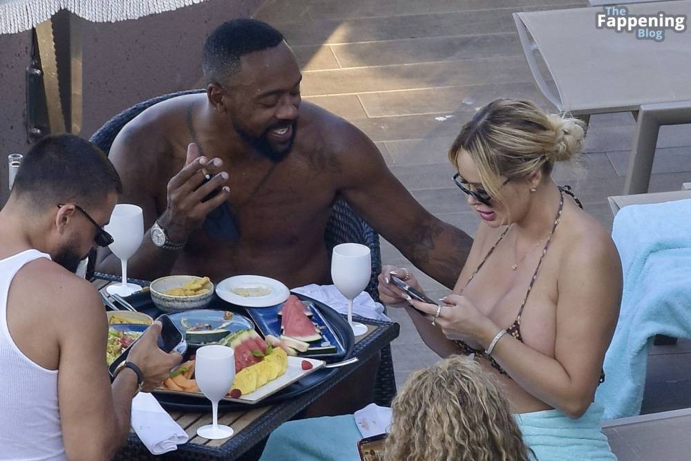Ashley Stevenson Relaxes with Marcus Jordan in the South of France (25 Photos) | Photo: 780083