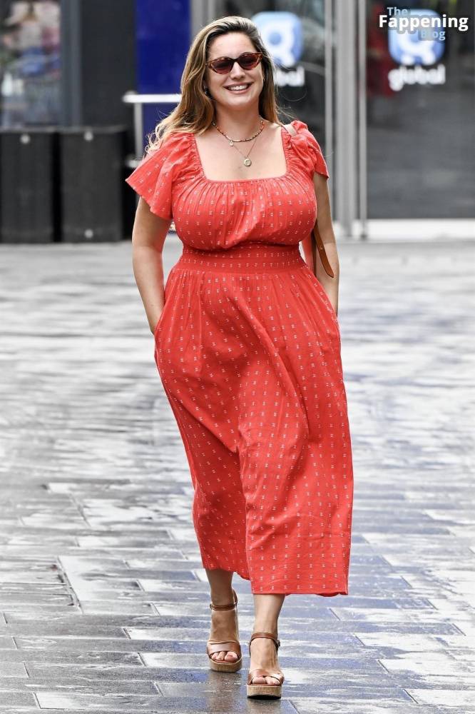 Kelly Brook Shows Off Her Assets in a Red Dress in London (34 Photos) - #13