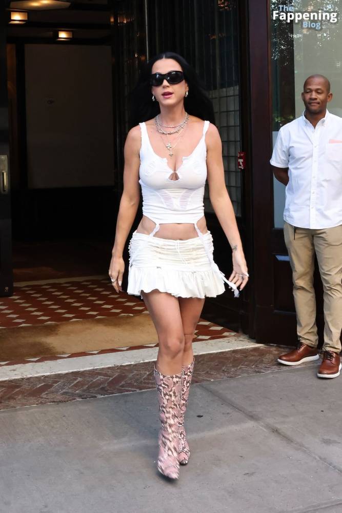 Katy Perry Displays Her Sexy Figure in a White Outfit (70 Photos) - #1