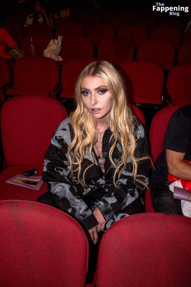 Taylor Momsen Goes Braless at the KidSuper’s Funny Business Comedy Fashion Show (25 Photos) - #24