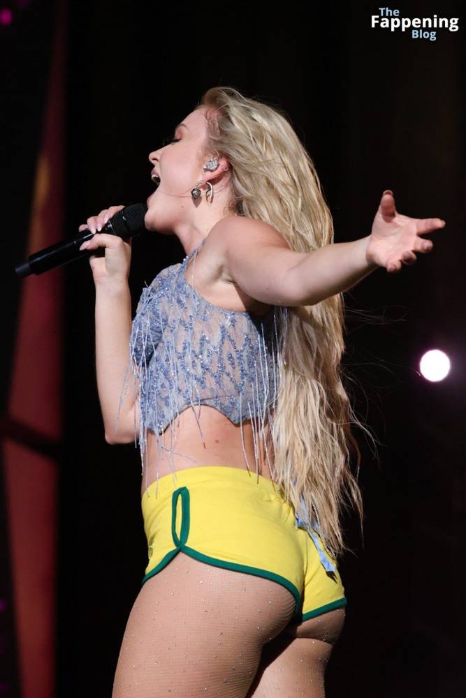 Zara Larsson Shows Off Her Goods as She Performs on Stage in Brazil (39 Photos) - #25