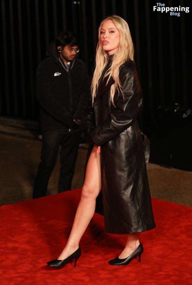 Zara Larsson Shows Off Her Sexy Legs at the H&M&London Event (41 Photos) - #4