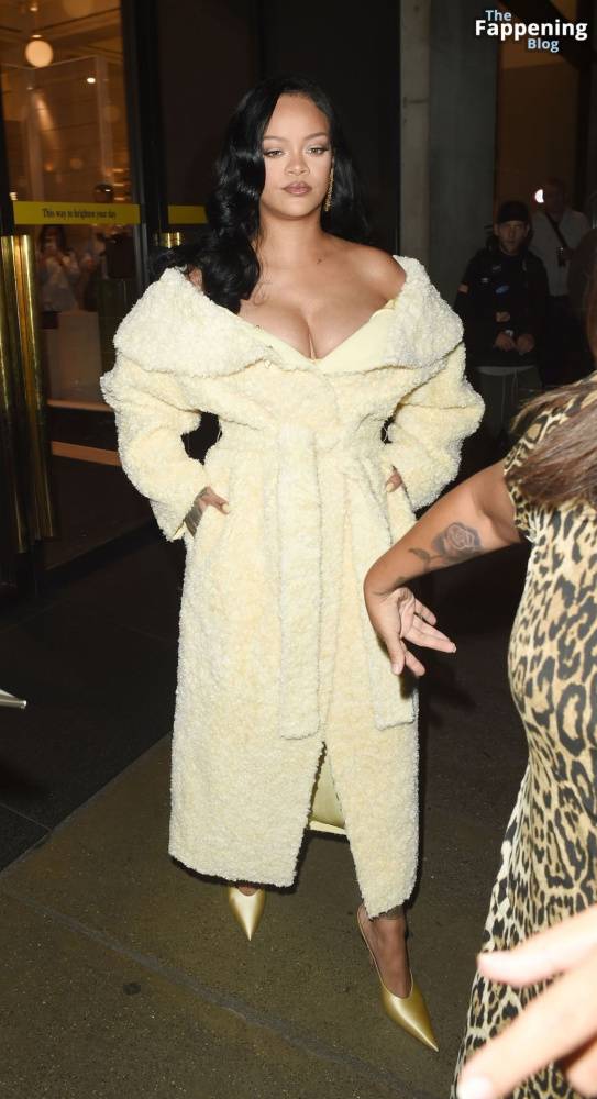 Rihanna Shows Off Nice Cleavage at the Fenty Hair Launch (114 Photos) - #27