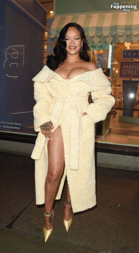 Rihanna Shows Off Nice Cleavage at the Fenty Hair Launch (114 Photos) - #11