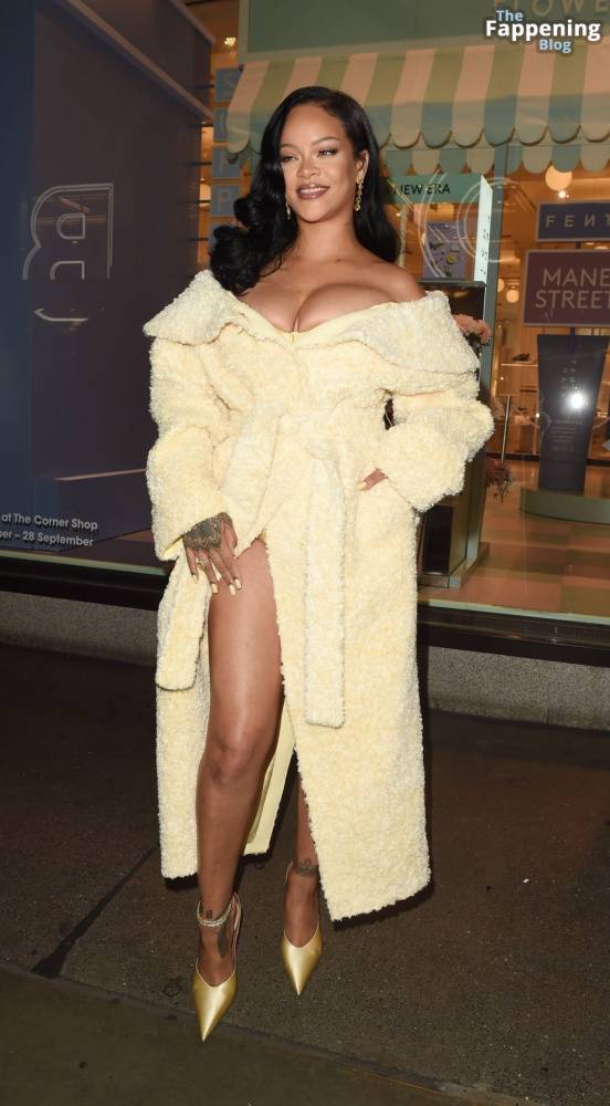 Rihanna Shows Off Nice Cleavage at the Fenty Hair Launch (114 Photos) - #16