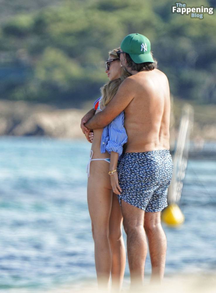 Lydia Zoglmeier & Niclas Castello Enjoy a Day on the Beach in St. Tropez (45 Photos) - #2