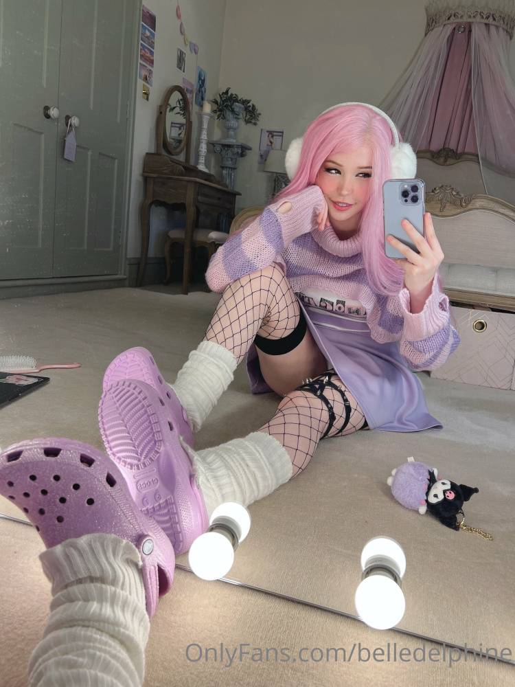 Belle Delphine Purple Crocs Porn Gallery - #7