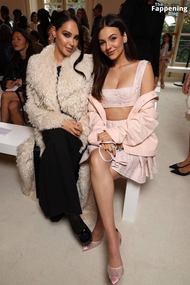 Victoria Justice Looks Stunning at the Fashion Week in Paris (24 Photos) - #8