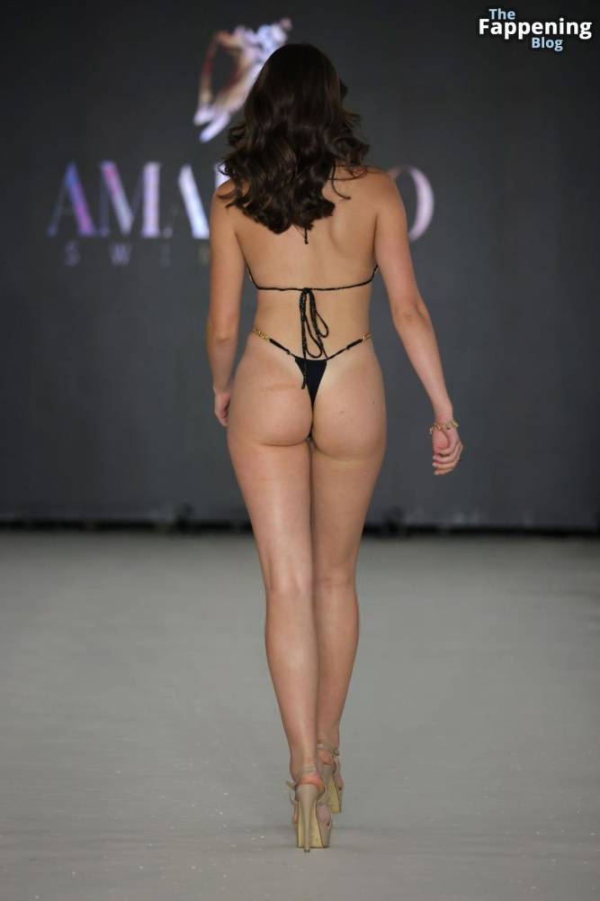 Rachel Pizzolato Displays Her Sexy Body at the ëa Lingerie Fashion Show (14 Photos) - #2