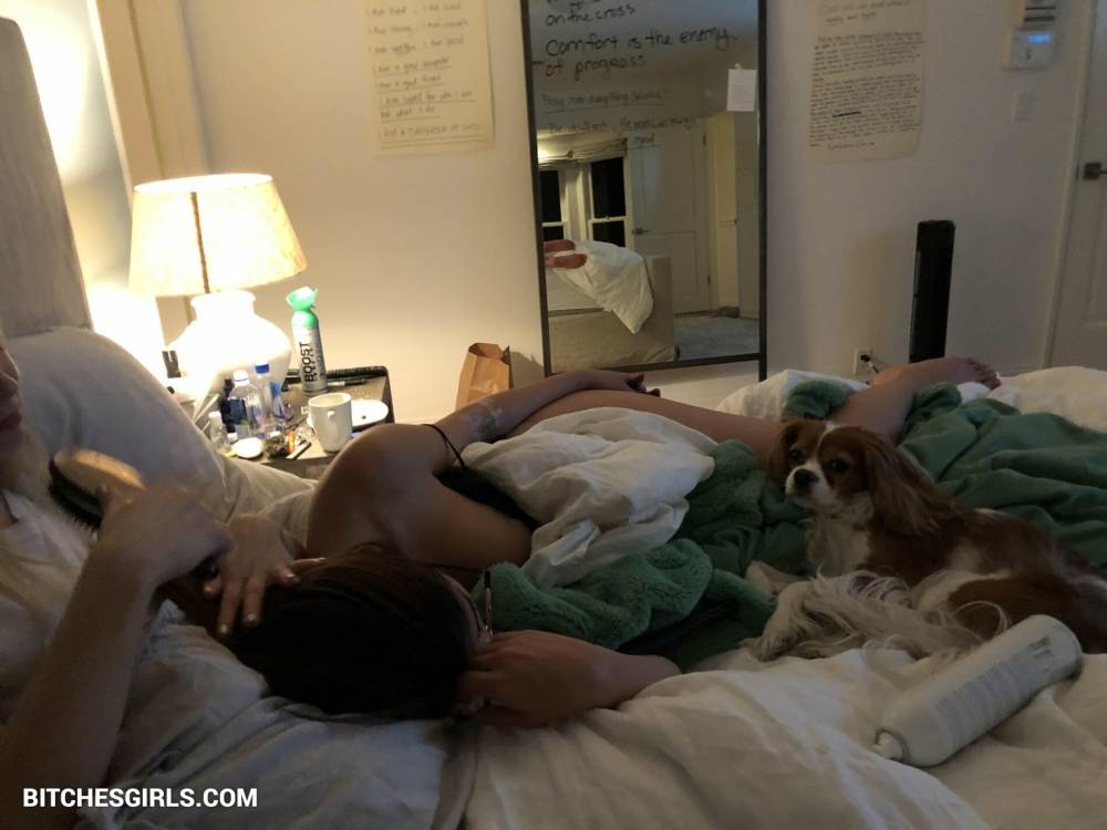 Selena Gomez Celeb Nudes - selenagomez Leaked Boobs Photos - #main