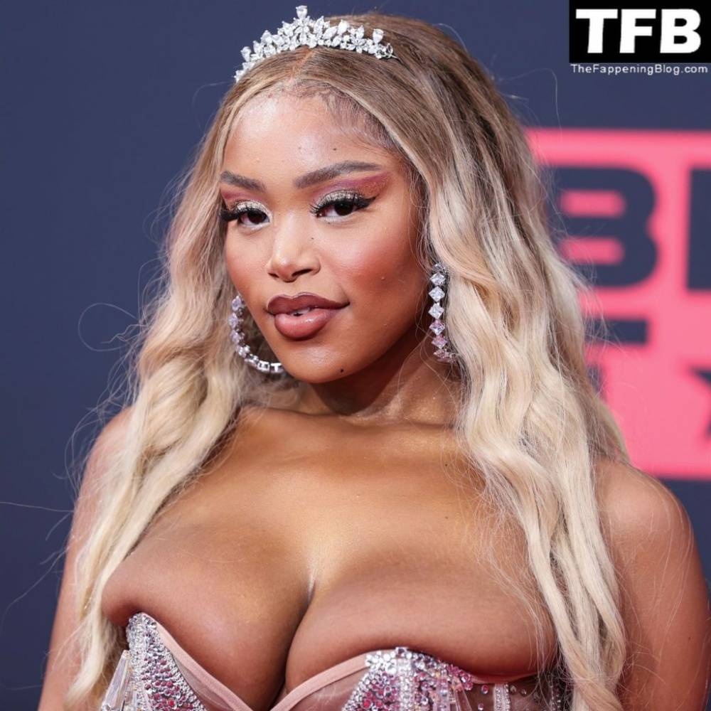 Jourdin Pauline Shows Off Her Sexy Boobs at the 2022 BET Awards in LA - #main