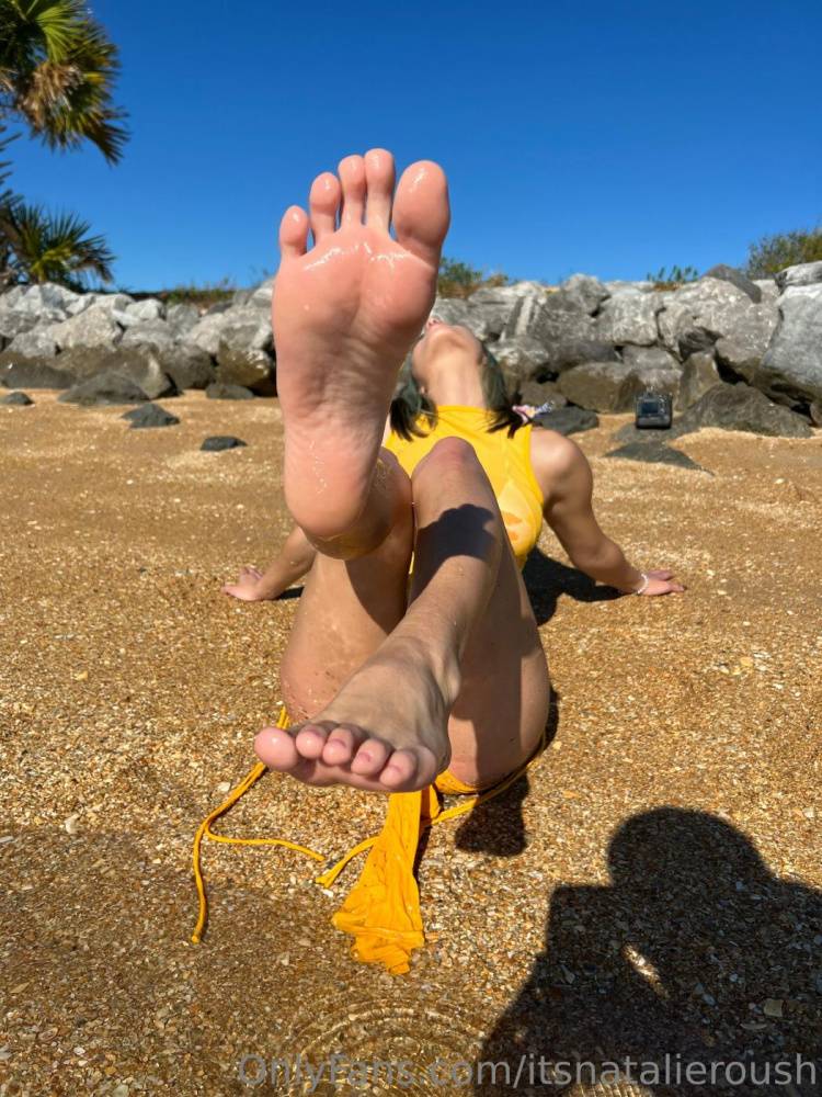 Natalie Roush Wet Feet Posing PPV Onlyfans Set Leaked - #main