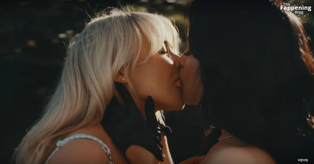 Sabrina Carpenter & Jenna Ortega Sexy – Taste (72 Pics + Video) - #main