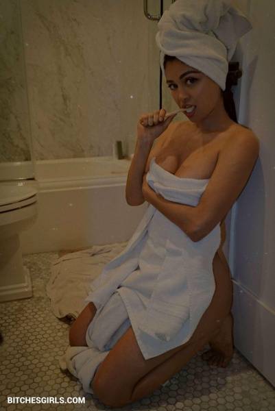 Mira Nudes Twitch Streamer Leaked Nude Videos on fansphoto.pics