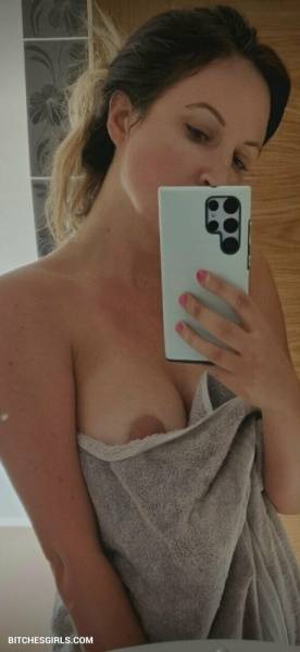 Rebecca Vocal Athlete Nude Youtuber Onlyfans Leaked on fansphoto.pics