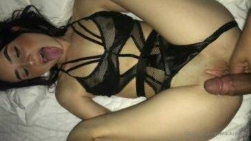 Mackenzie Jones Onlyfans Sextape Close Up Video Leaked on fansphoto.pics