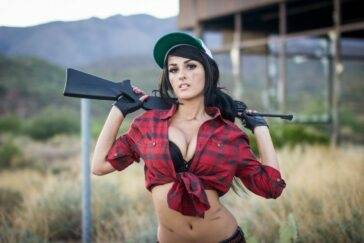 SSSniperWolf Sexy Cosplay Pictures on fansphoto.pics