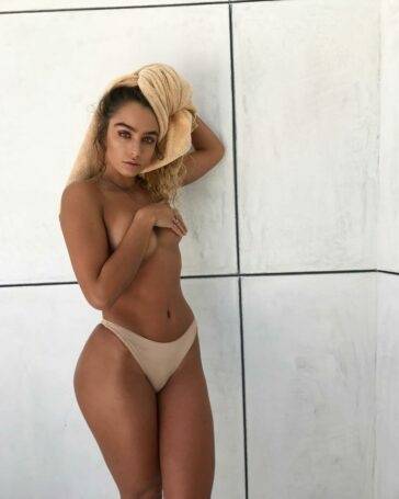 Sommer Ray Sexy Pictures on fansphoto.pics