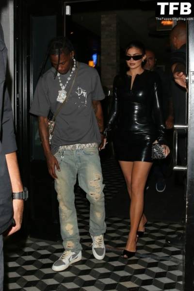 Kylie Jenner & Travis Scott Dine Out with James Harden at Celeb Hotspot Crag 19s in WeHo on fansphoto.pics