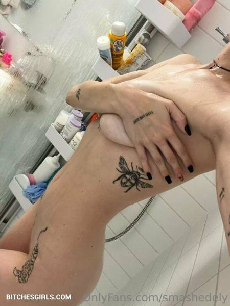 Smashedely Nude Tiktok - Ashley Onlyfans Leaked Nudes on fansphoto.pics