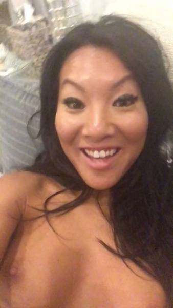 Asa Akira Nude Fingering Masturbation Onlyfans Video Leaked on fansphoto.pics