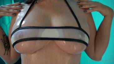 Meg Turney Nude Oil Shower Onlyfans Video Leaked on fansphoto.pics