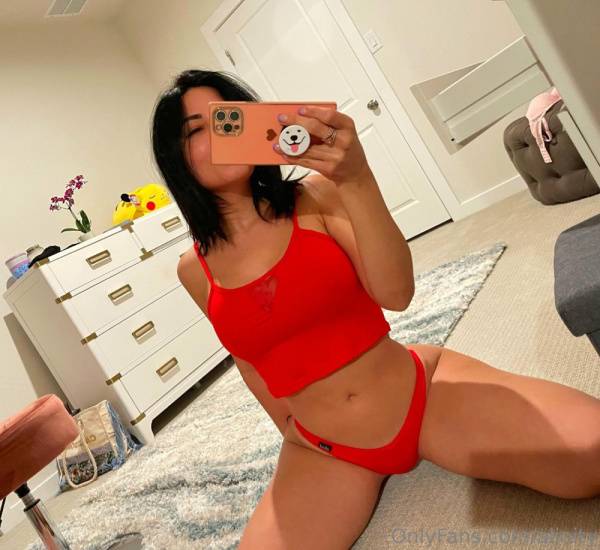 Alinity Braless Red Thong Mirror Selfies Onlyfans Set Leaked on fansphoto.pics