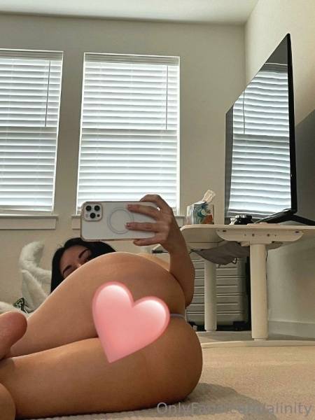 Alinity Nude Ass Teasing Selfies Onlyfans Set Leaked on fansphoto.pics