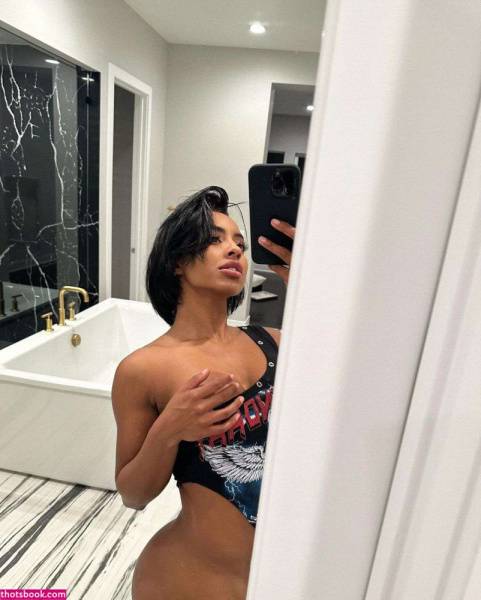 Qimmah Russo OnlyFans Photos #12 on fansphoto.pics